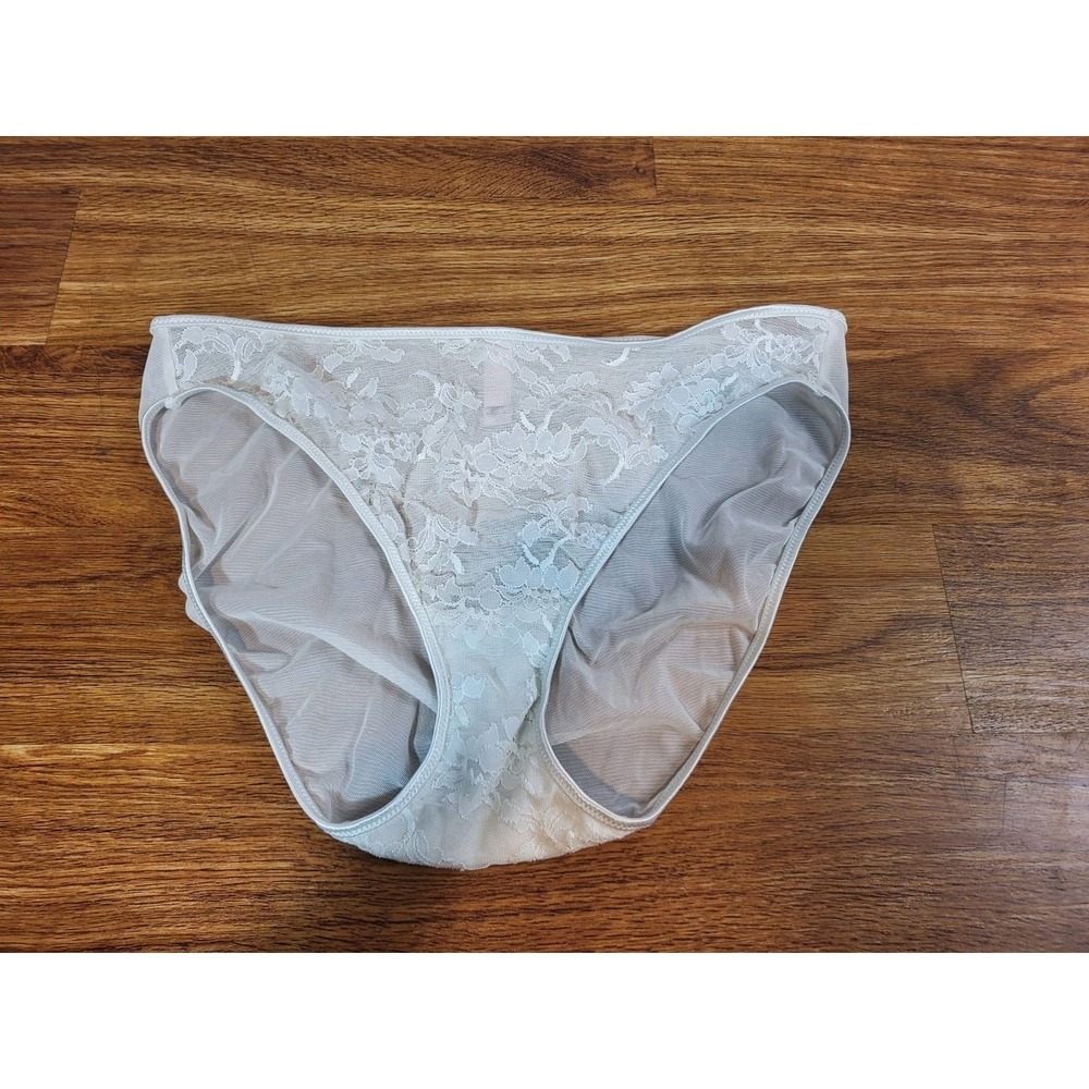 Vtge Y2K Victorias Secret White Lace Panties Romantic Wedding Size Large‎ Bridal